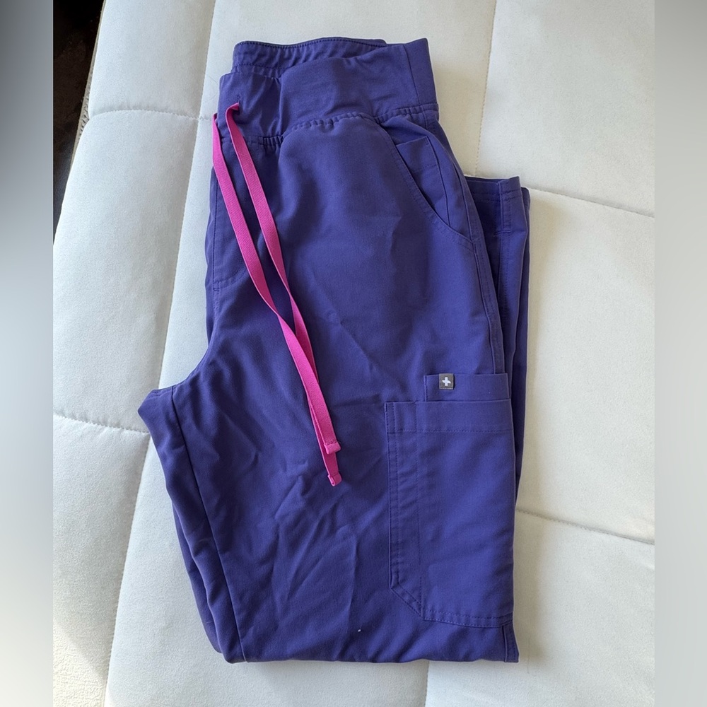 Women’s Amethyst Yola High-waisted Skinny Scrub Pant
